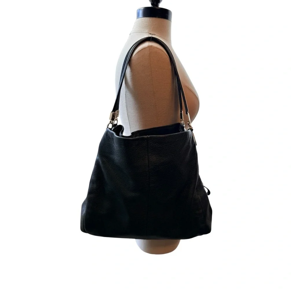Coach Black Pebbled Leather Shoulder Tote Bag Gold Hardware casual‎ quiet luxury